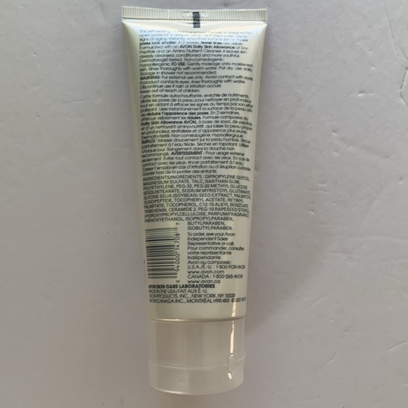 Avon Solutions Completely Clean Anti Aging Thermal Cleanser - Picture 2 of 5